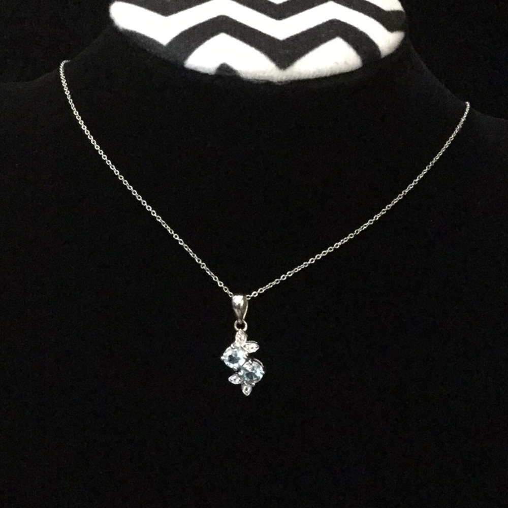 Women’s Sterling Silver Earring and Pendant Set